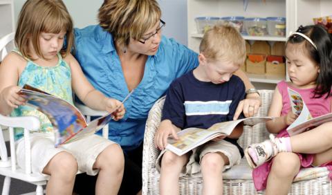 child care reading with children